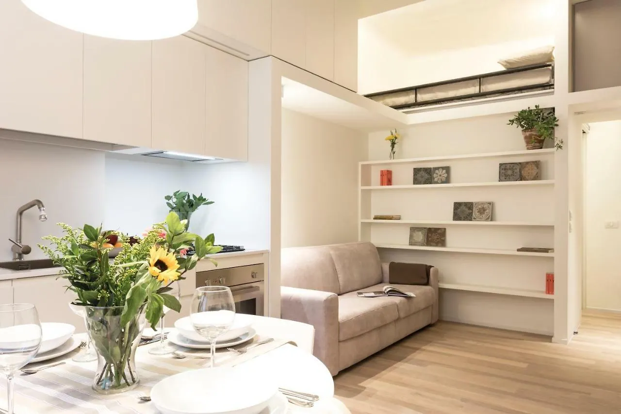 Brisa Lägenhet Milano Italien